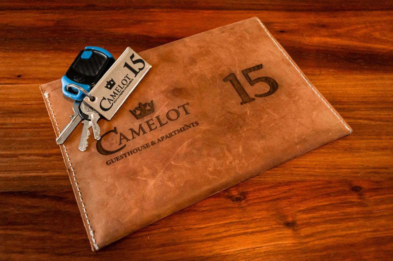 Camelot Guest House & Apartments Potchefstroom Eksteriør bilde